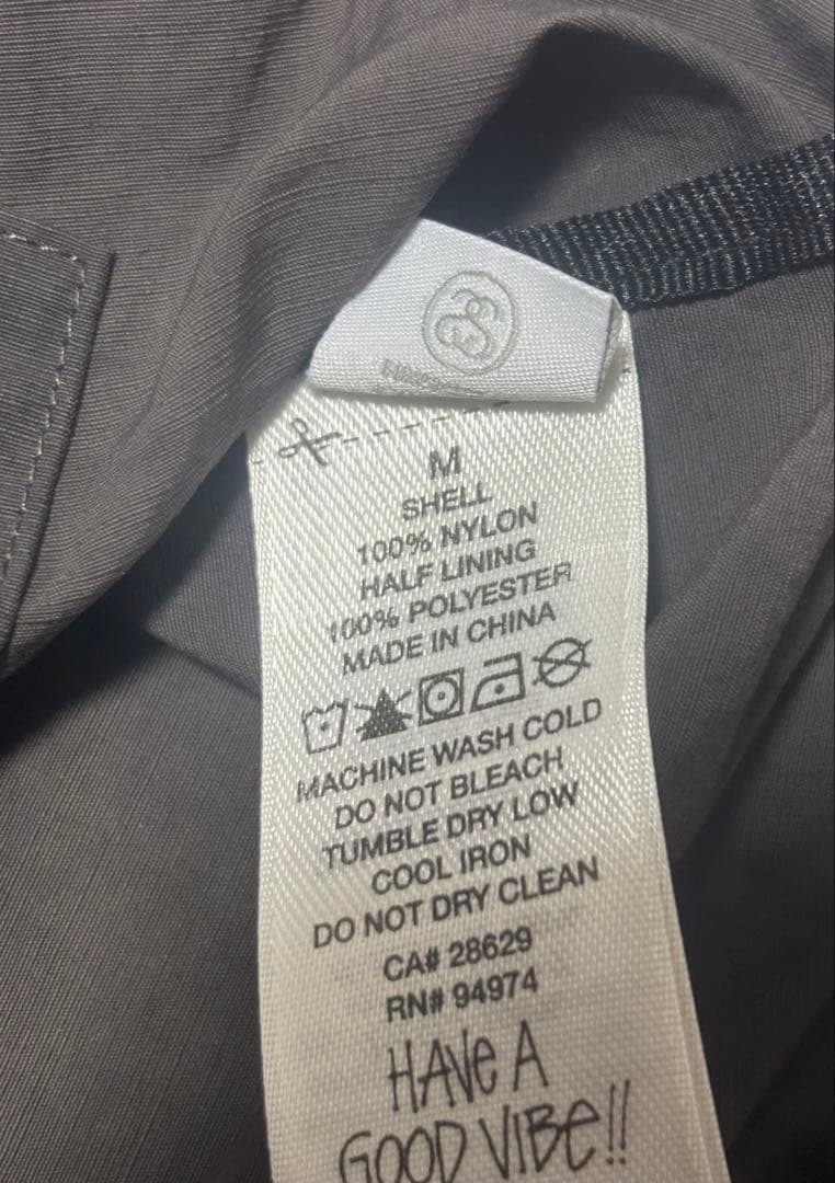 stussyシェルジャケット　mサイズ