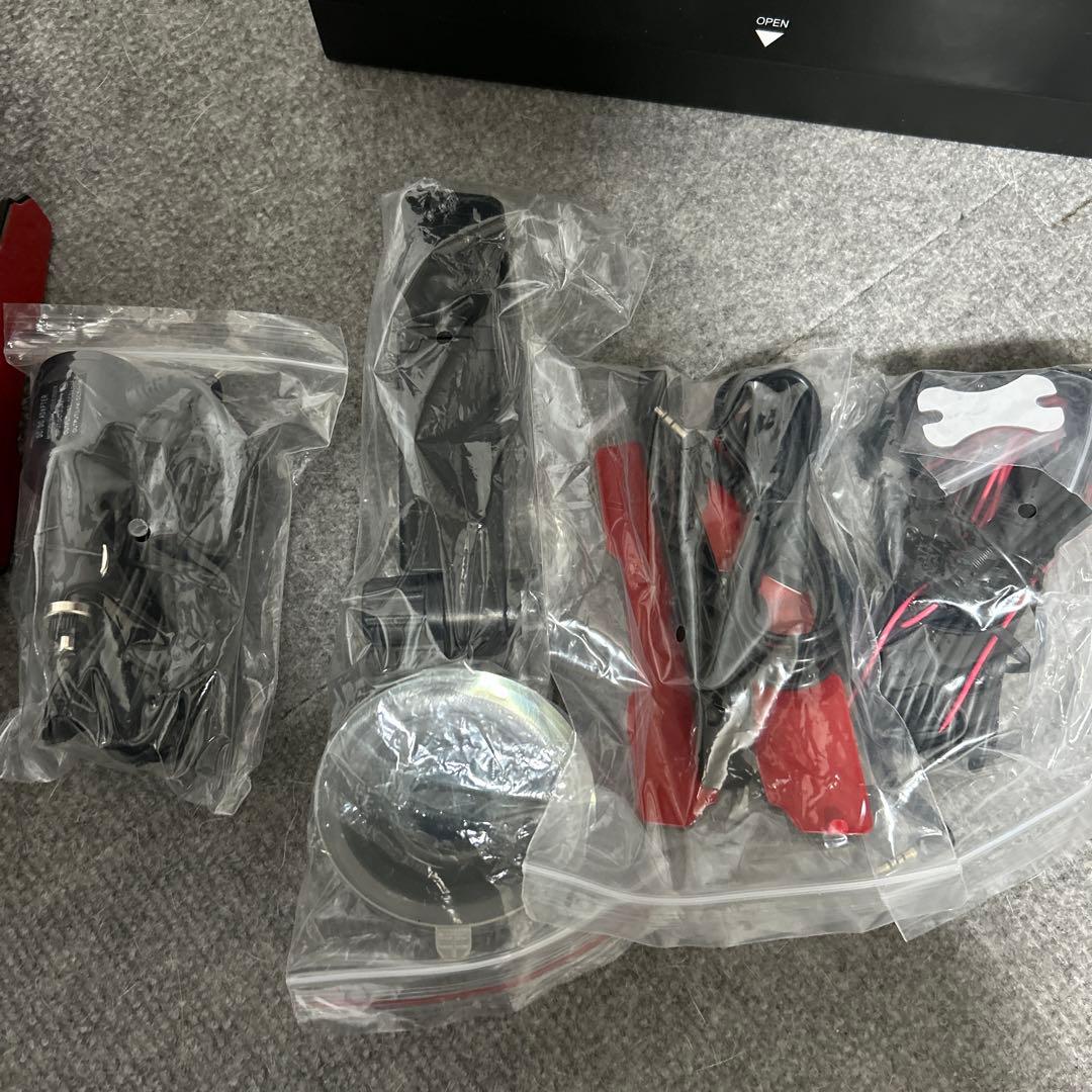 EONON ディスプレイオーディオ ほぼ新品　値下げ中