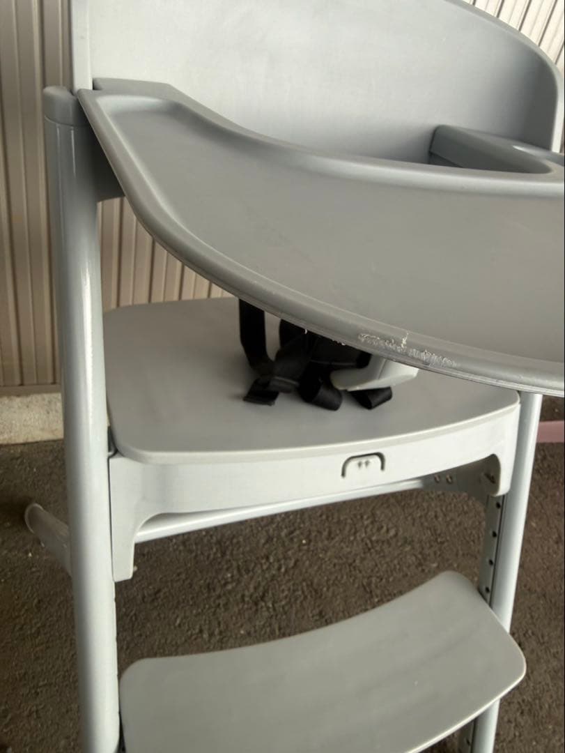 K694 ヤトミ NOVUS ベビーチェア グレー 041023/HC1407