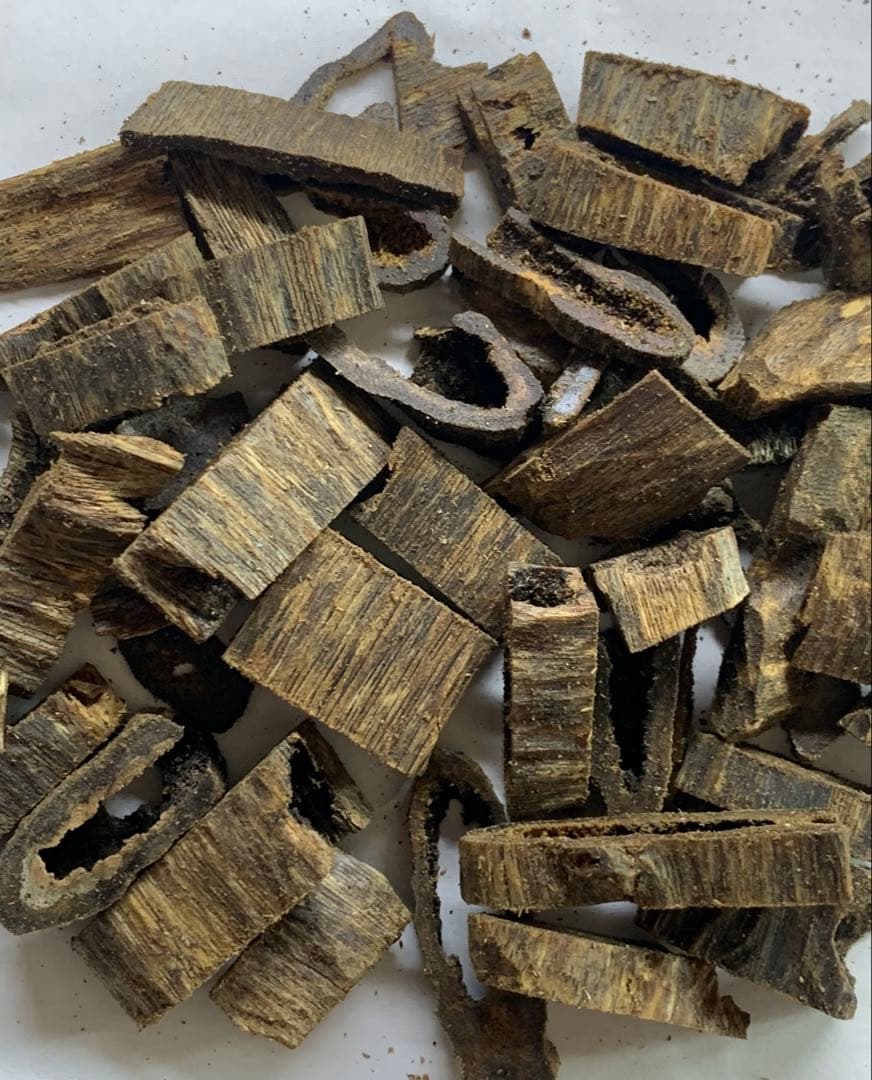 極上伽羅 沈香 香木 沈香粉 重さ:50g