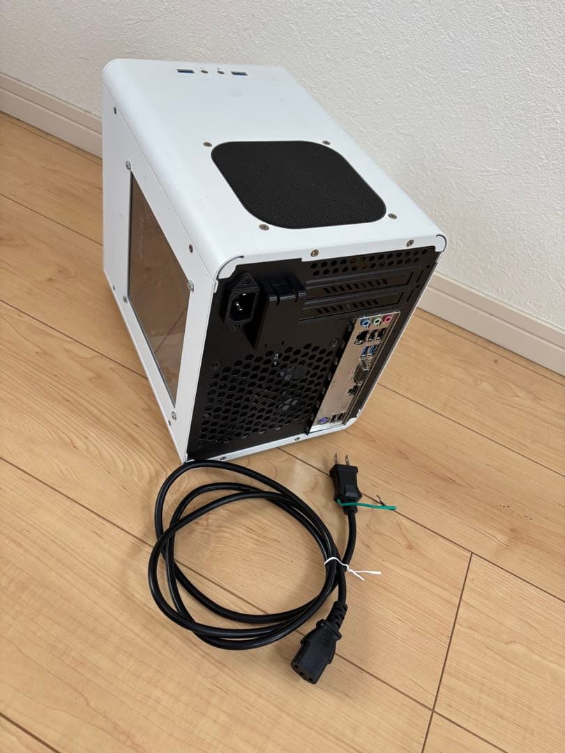 自作PC 小型タワー型 Ryzen5 3400G/16G/240G SSD