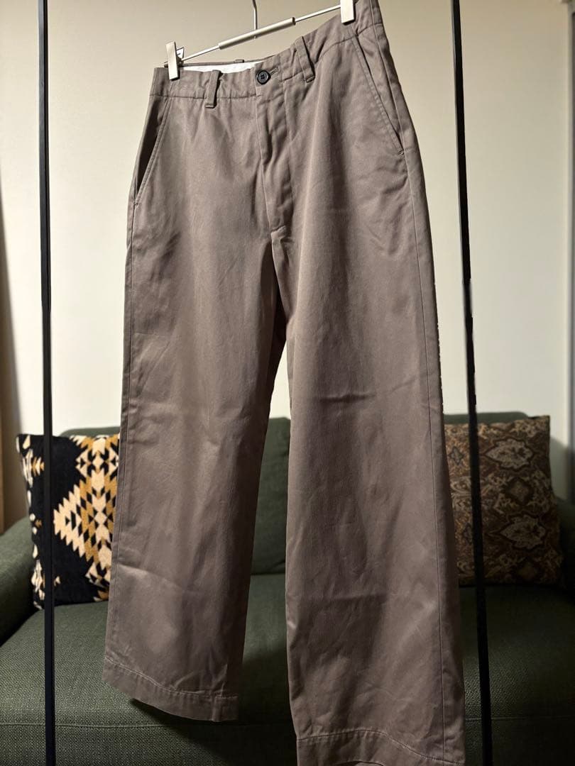 パンツ UNIVERSAL PRODUCTS NOTUCK CHINO TROUSERS