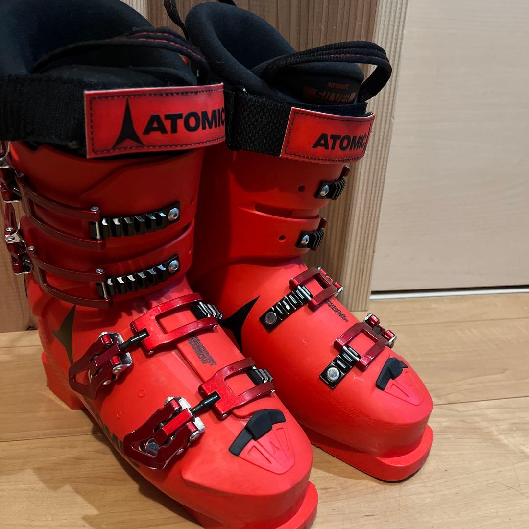 ATOMIC スキー ブーツ レッド　26-26.5
