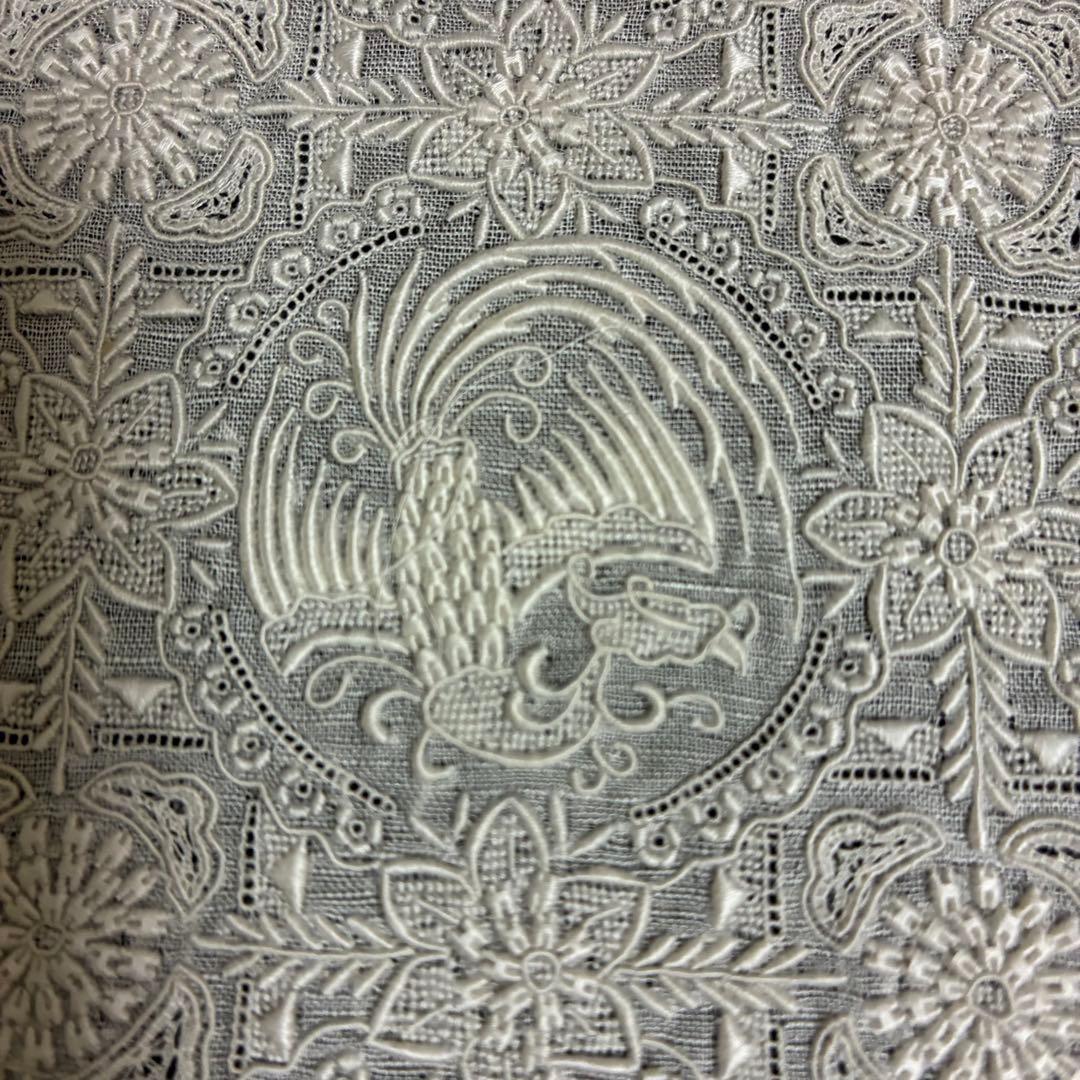 汕頭　スワトウ刺繍ハンカチ