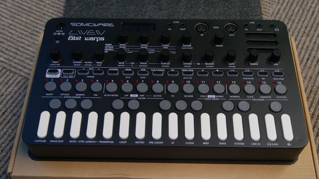 新品 SONICWARE LIVEN 8bit warps シンセサイザー