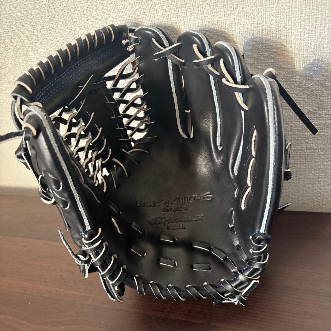 アトムズ　牧秀悟モデル　硬式用　グラブ 内野手用　定価71,500円　グローブ