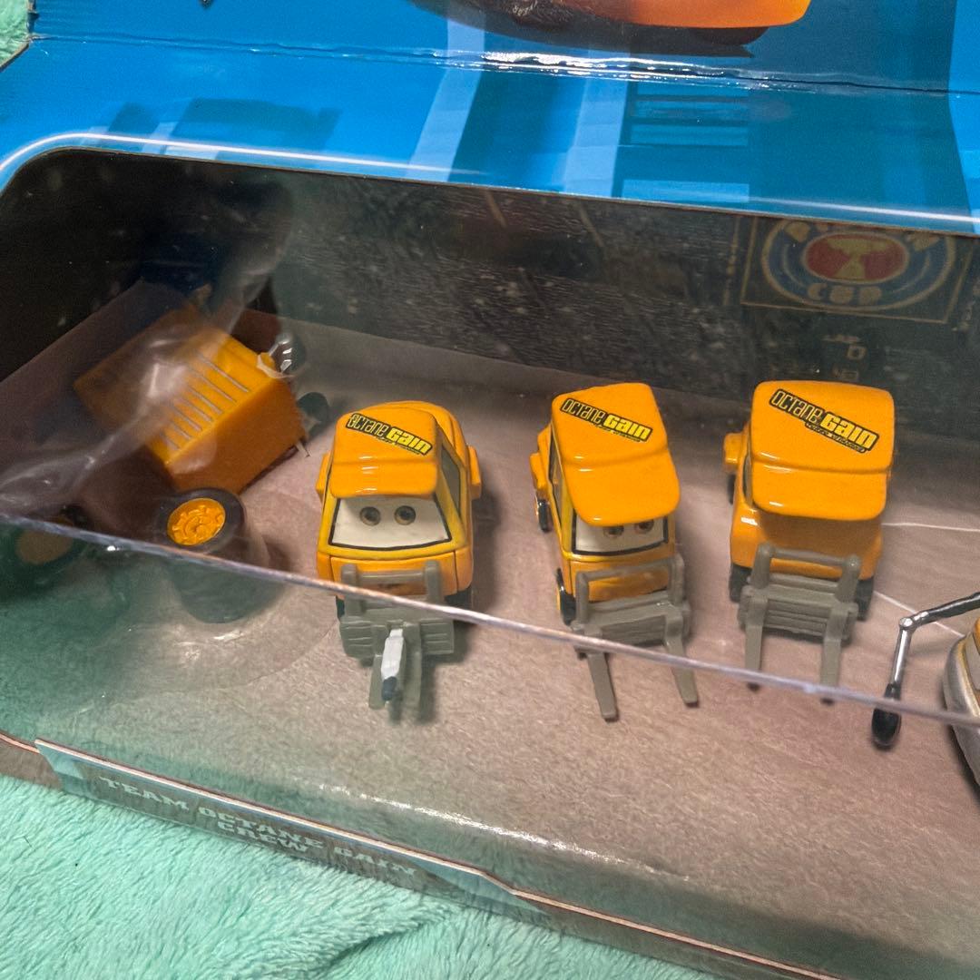 Disney Pixar カーズ Team Octane Gain セット