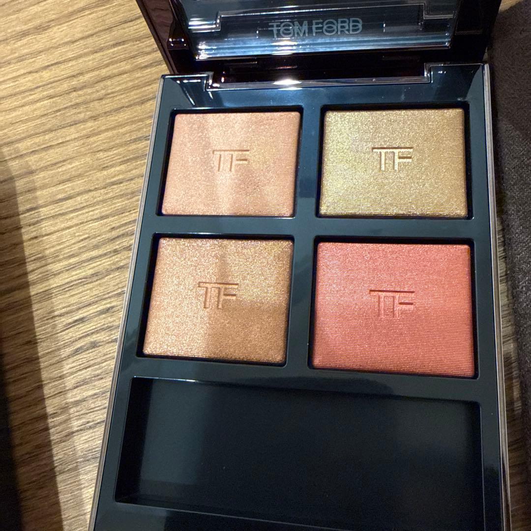 TOM FORD アイ カラー クォード 41peach dawn