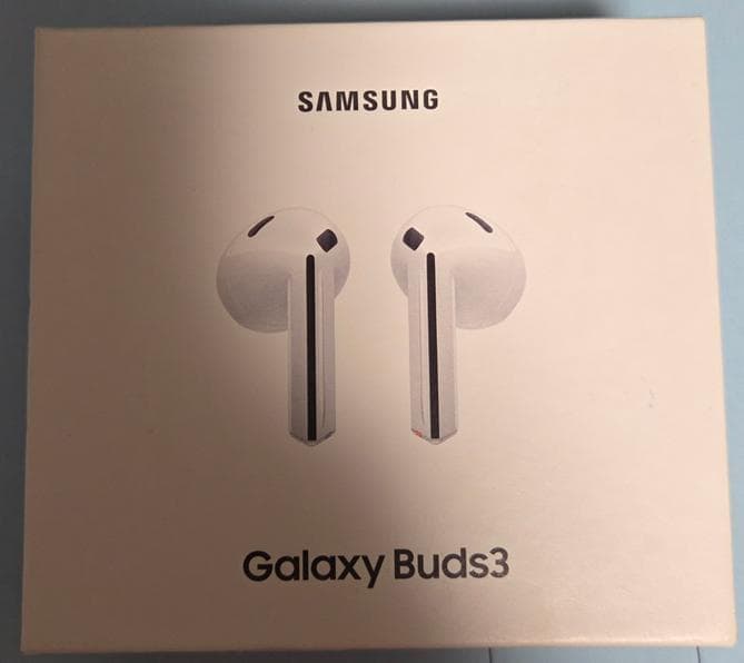 Samsung Galaxy Buds3 ホワイト 充電ケース付き