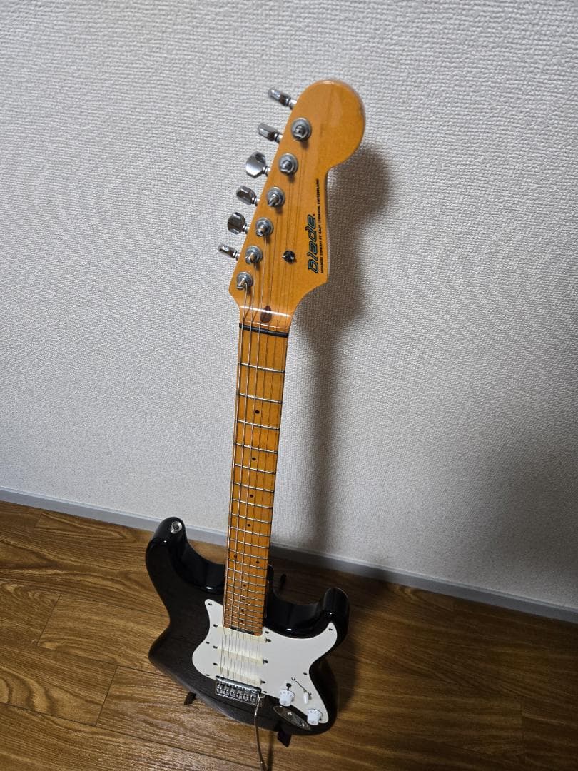 Blade R2 ブレード ギター ストラトタイプ