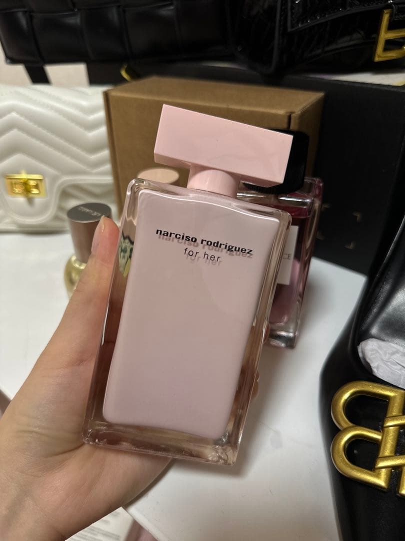 - ブランド: NARCISO RODRIGUEZ 100ml