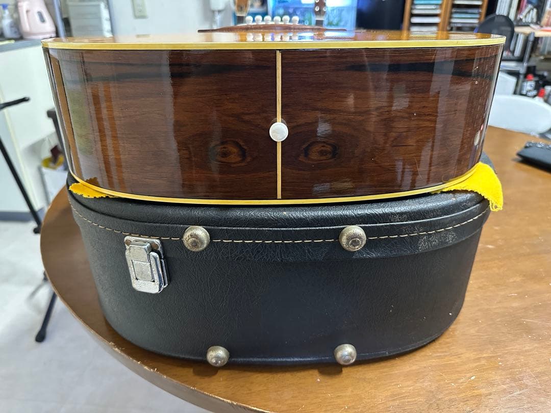 ๑*๑様 YAMAHA FG-400J　ド迫力の杢目　激鳴り　弦高低し弾きやすさ