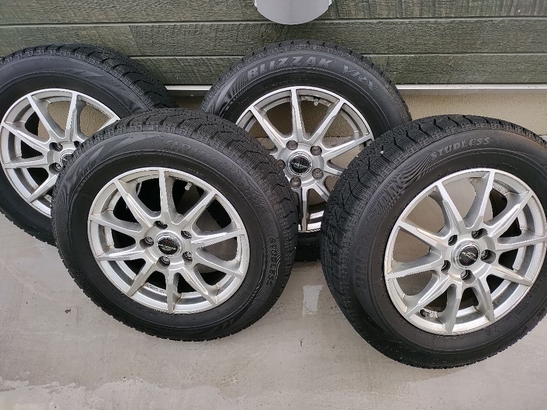 ブリジストン　スタッドレス　195/65R15