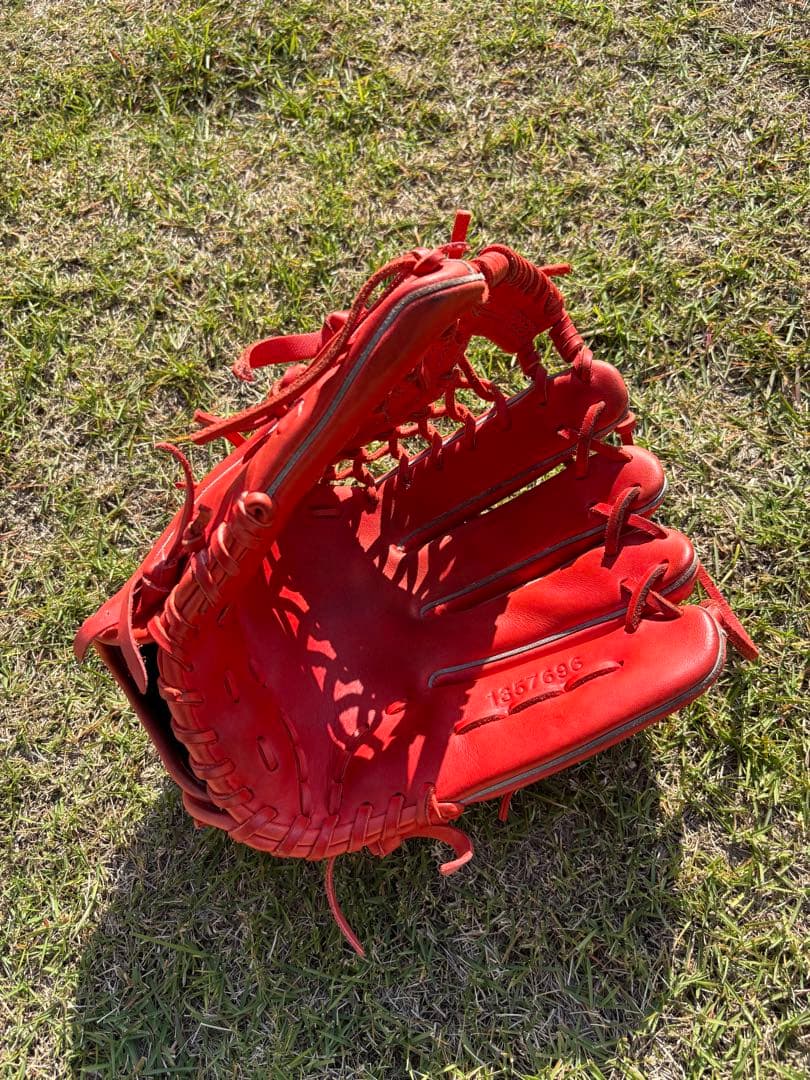 Under Armour 軟式グローブ 赤