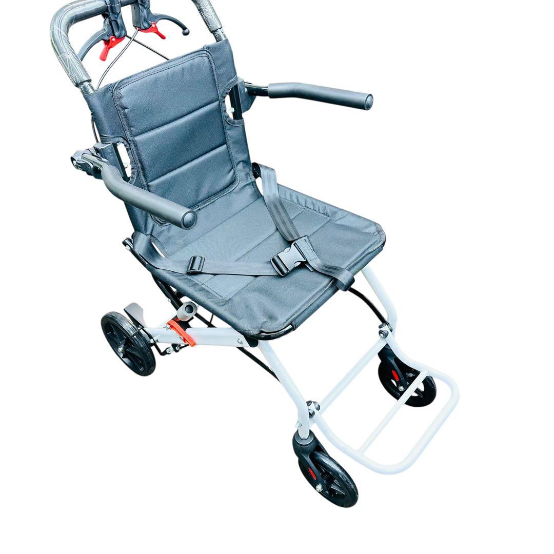 メーカー不明　車椅子