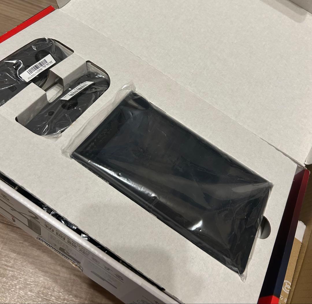 Nintendo Switch本体(バッテリー強化版・付属品付き・SD付き)