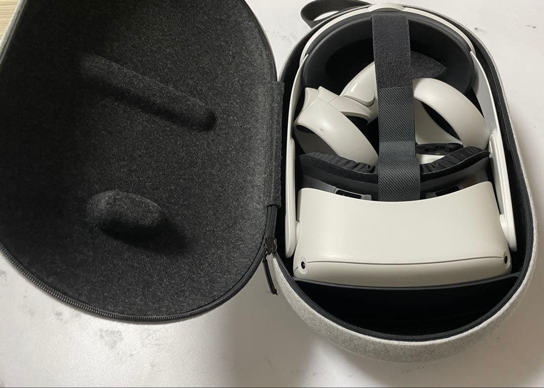 お*ん様  Quest 2 + Elite Strap (純正品) +