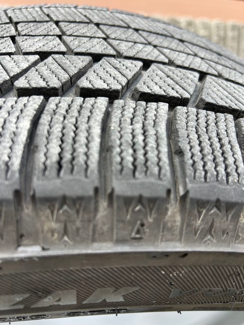 ② 30系アルファード ヴェルファイア スタッドレス ブリジストン ブリザック