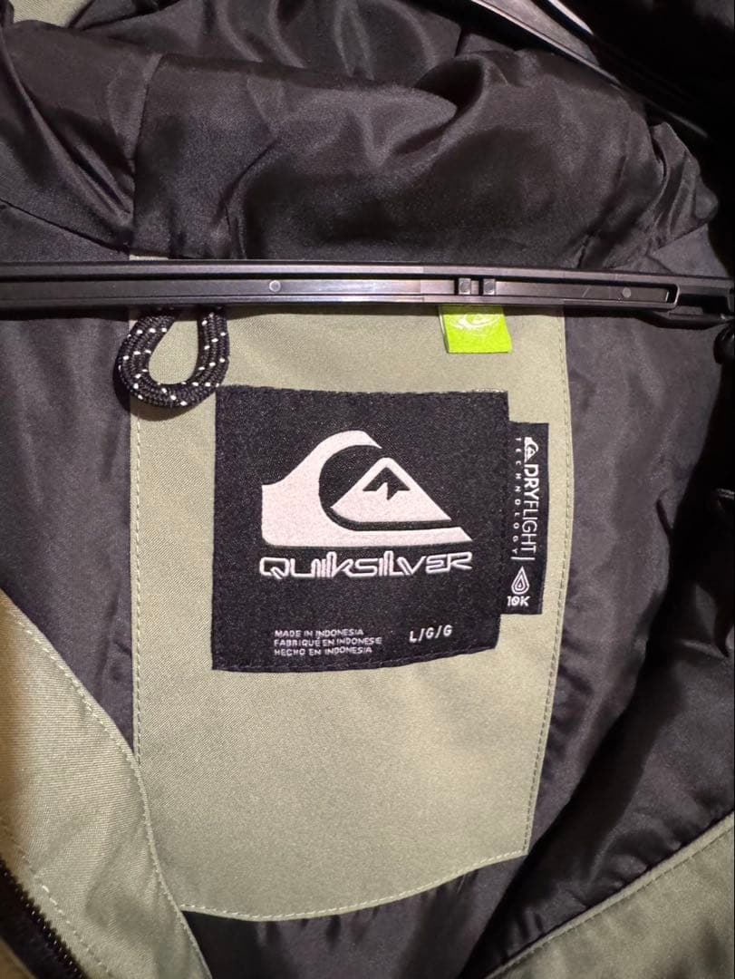 quiksilver クイックシルバー　スノーボードウェア　新品未使用