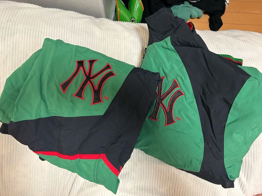 supreme yankees セットアップ Mサイズ 上下 シュプリーム