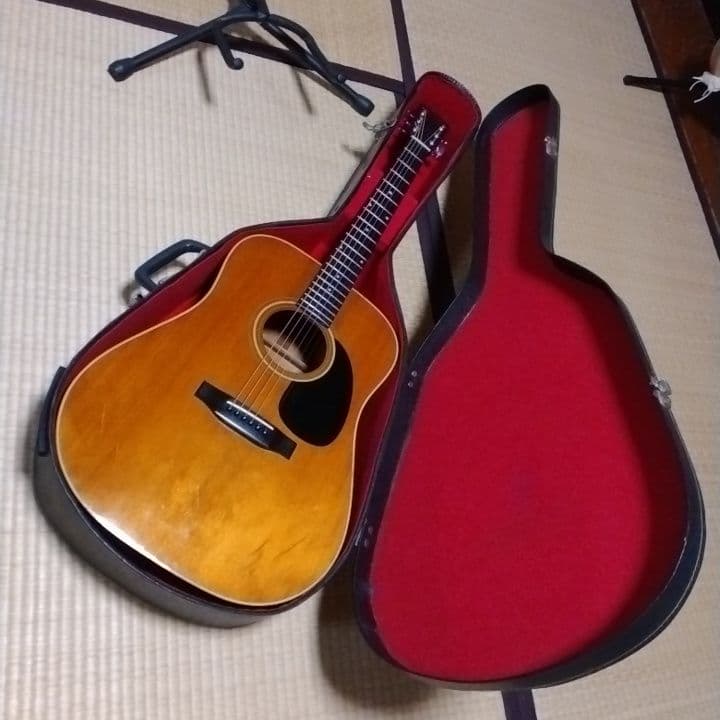 アコースティックギター　カスタム　D-18　ハードケース付き