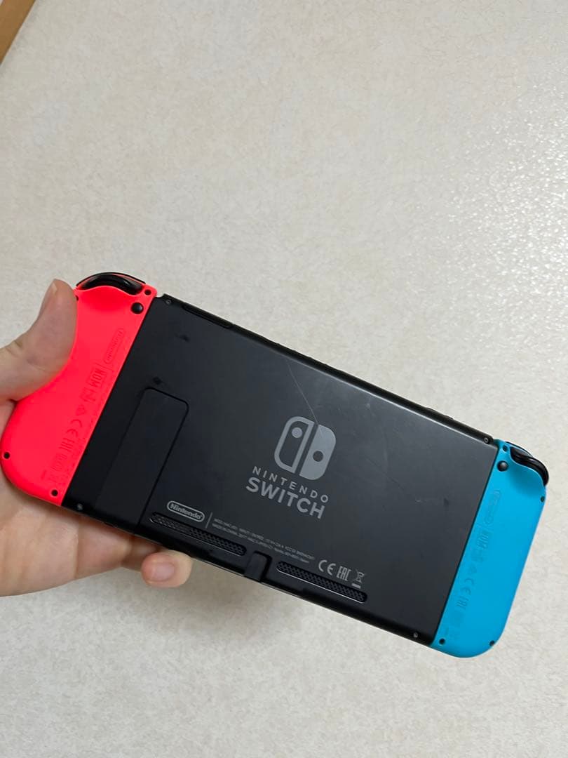 Nintendo switch 初代　Lジョイコン動作不良