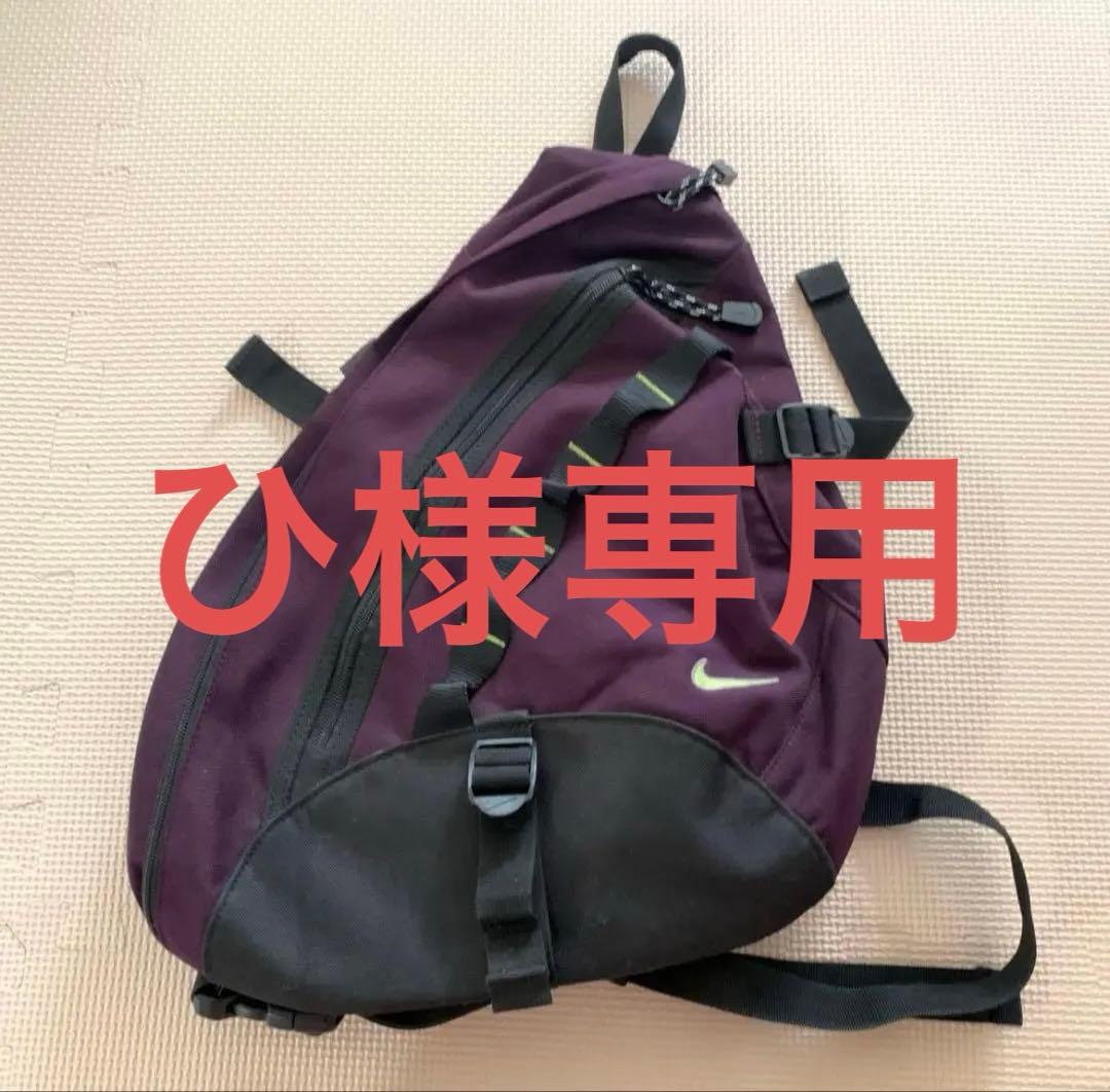 00s NIKEワンショルダーバッグ 刺繍 スリング Y2K 銀タグ 白タグ