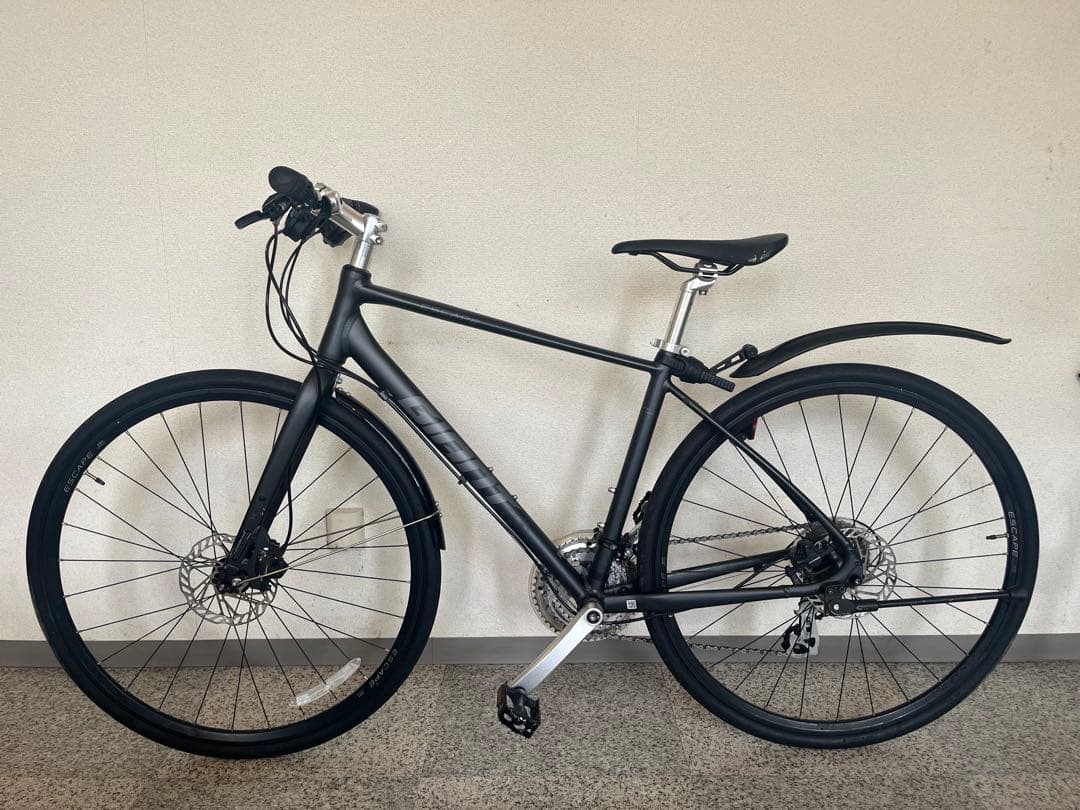 GIANT ESCAPE R DISC ALTUS 2021年モデル 油圧式