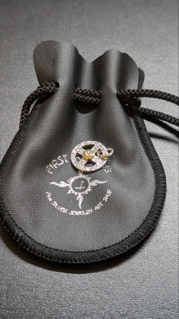 【美品】ファーストアローズ Ｋ１８付メディスンホイールメタル（チェーン受け用）