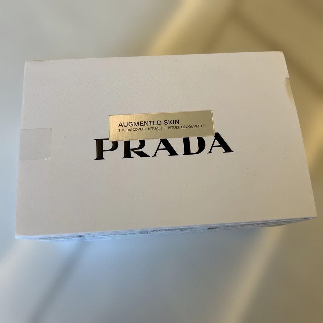 プラダ オーグメンテッドスキンディスカバリーリチュアル