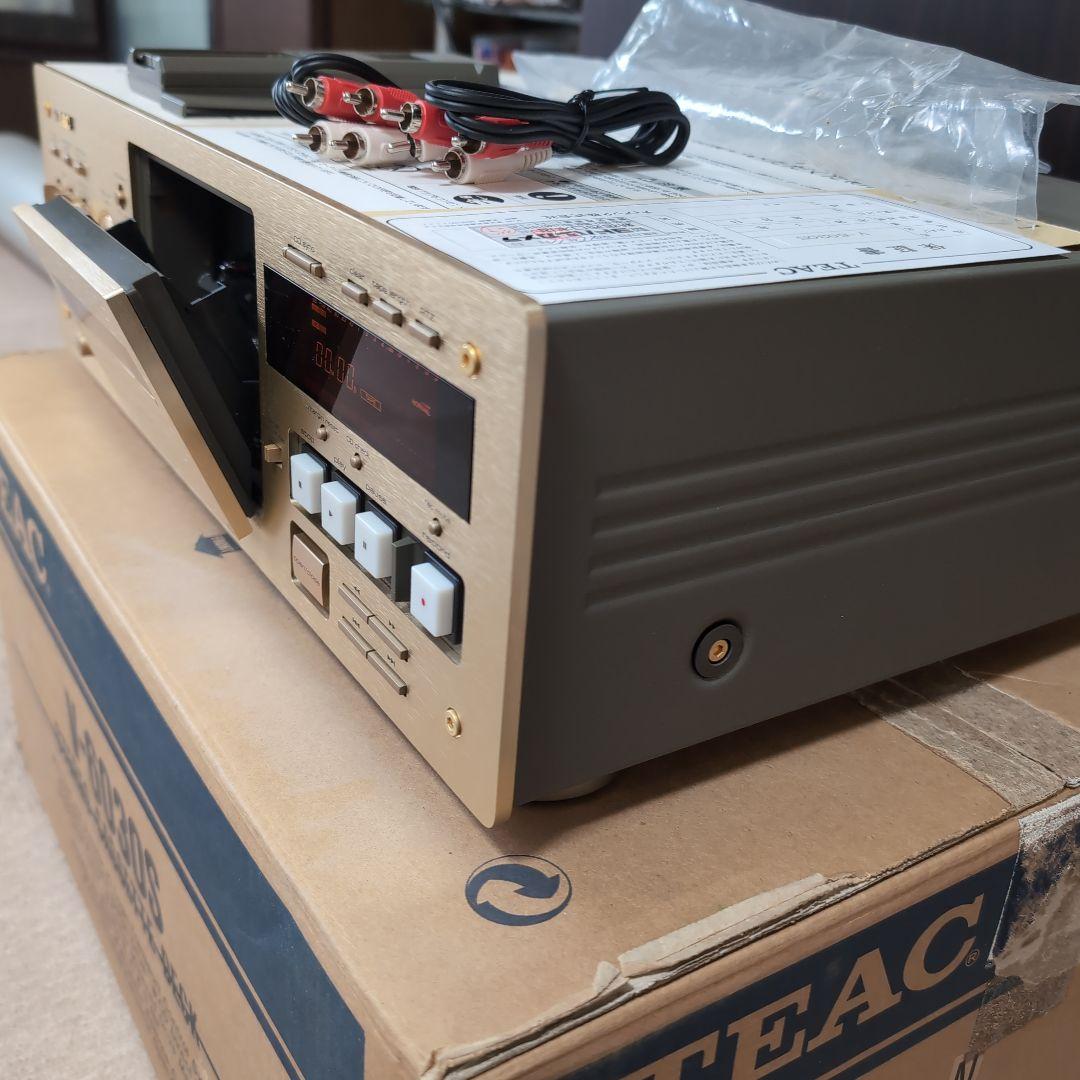 TEAC　カセットデッキV-6030S