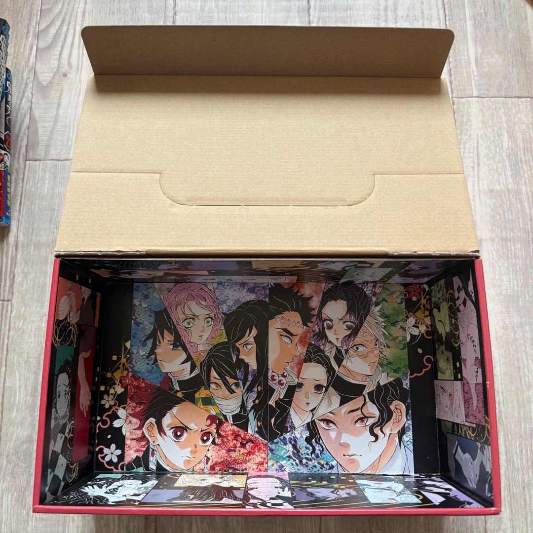 鬼滅の刃 全巻セット 全巻収納ボックス　特製しおり