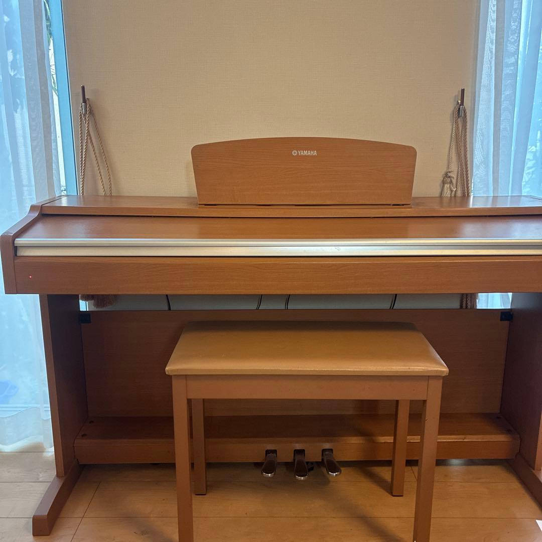 YAMAHAヤマハ電子ピアノ　YDP-131 木目調 椅子　3ペダル付き