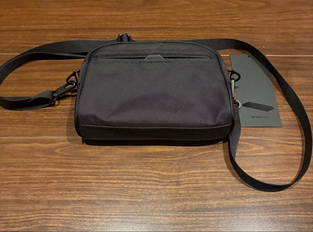 バッグ SHOULDER POUCH MONOLITH x 1LDK everyone