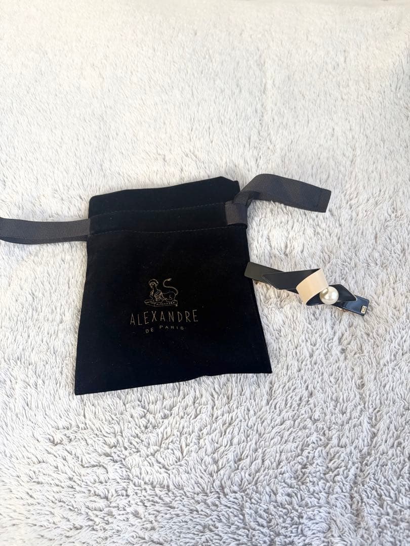 【新品未使用品】ALEXANDRE DE PARIS ヘアアクセサリー　バレッタ