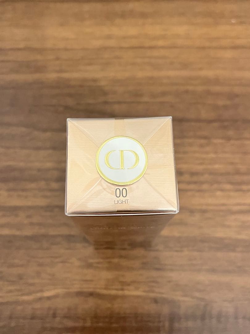 ディオールプレステージ　ルプロテクターUVミネラルBB 00 30ml