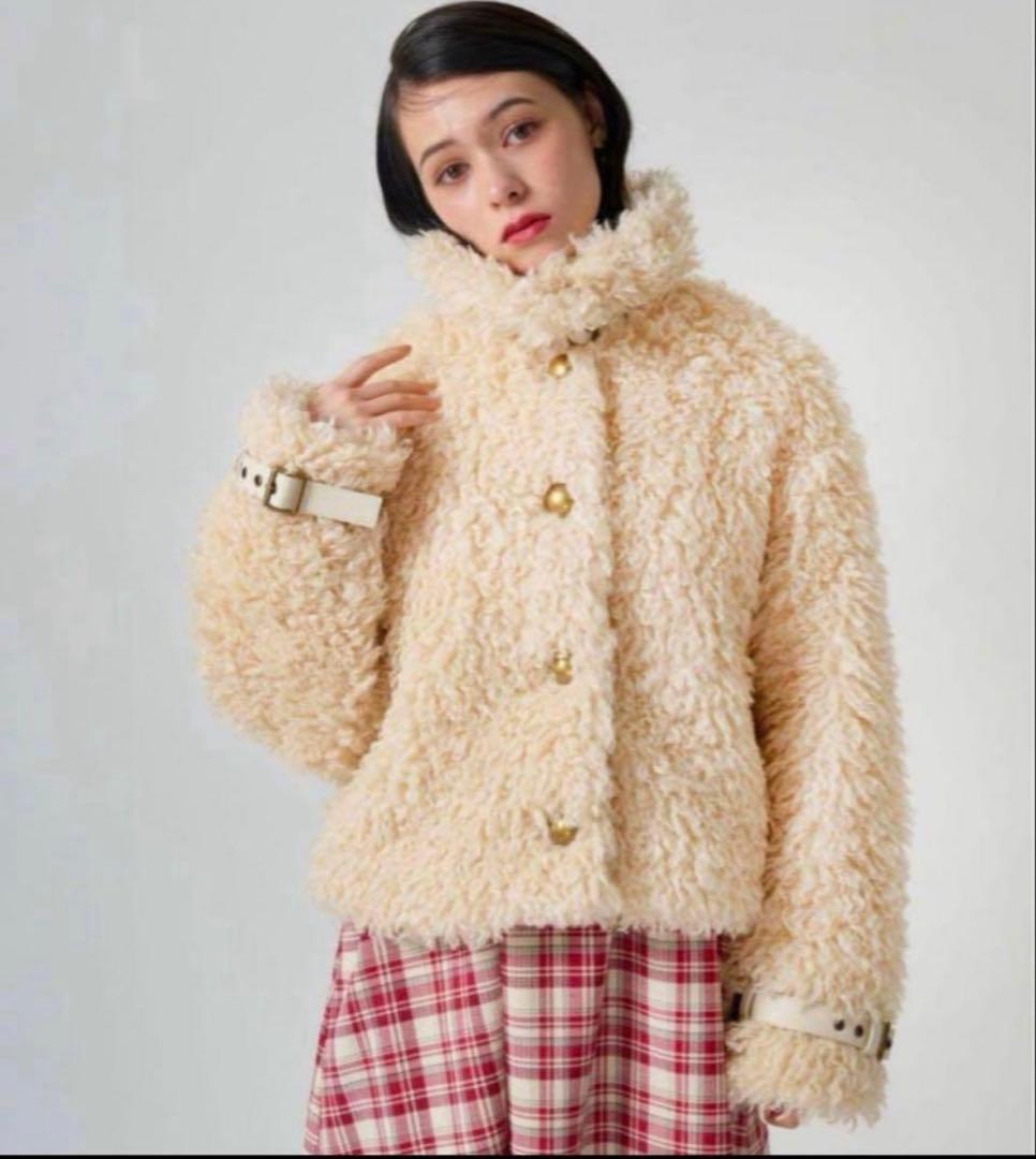 美品✨Tina:jojun フェイクファーコート