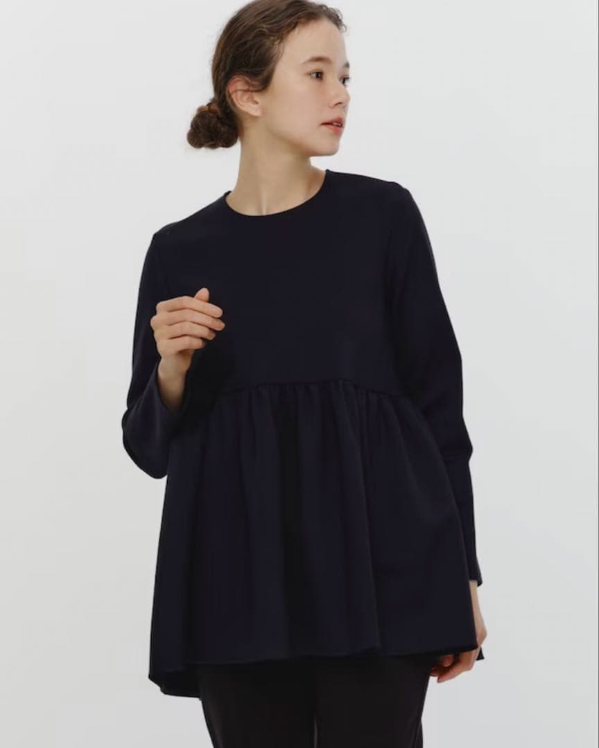 【新品未使用】yori ぬくぬくギャザーブラウス　ブラック 38