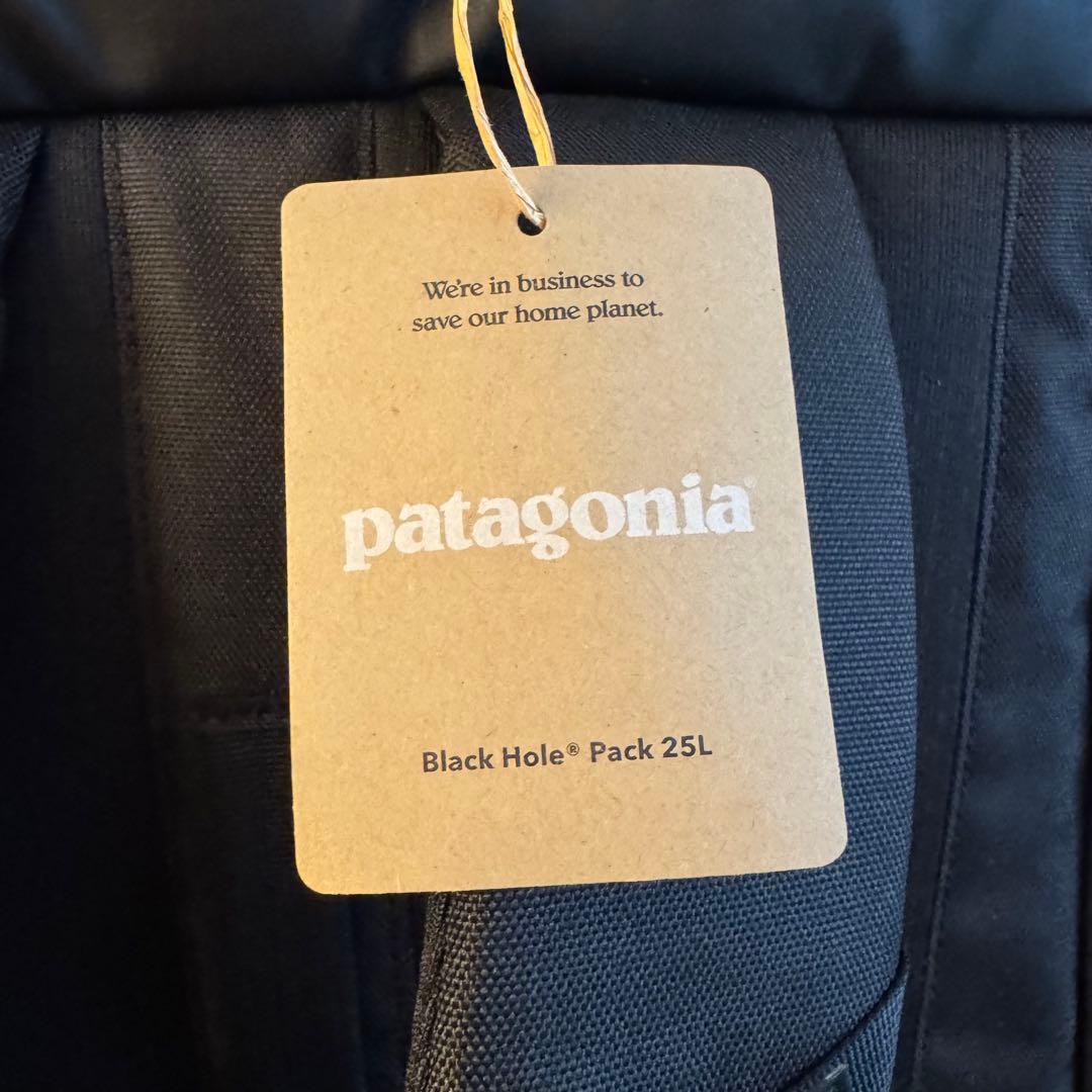 パタゴニア　ブラックホール　パック　25L 黒　新品未使用