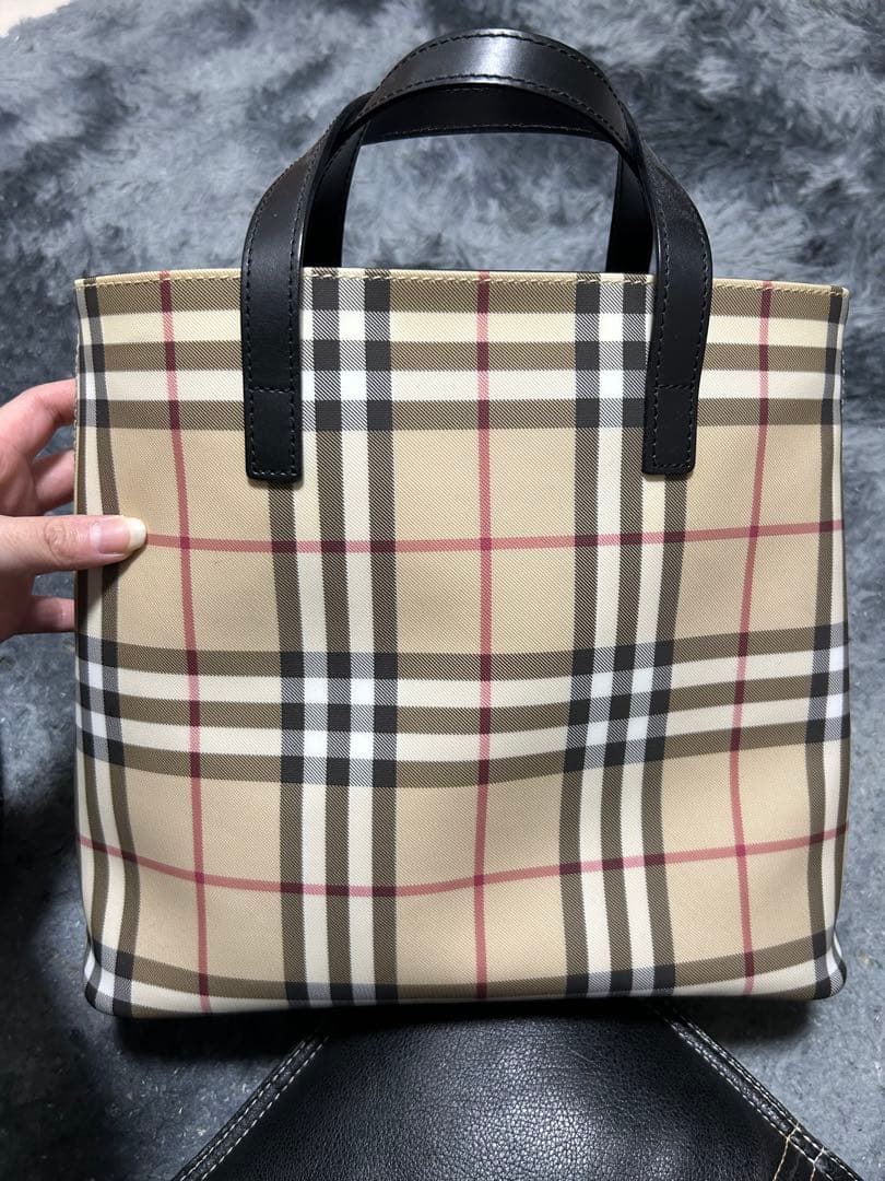 BURBERRY 手持ちバッグ
