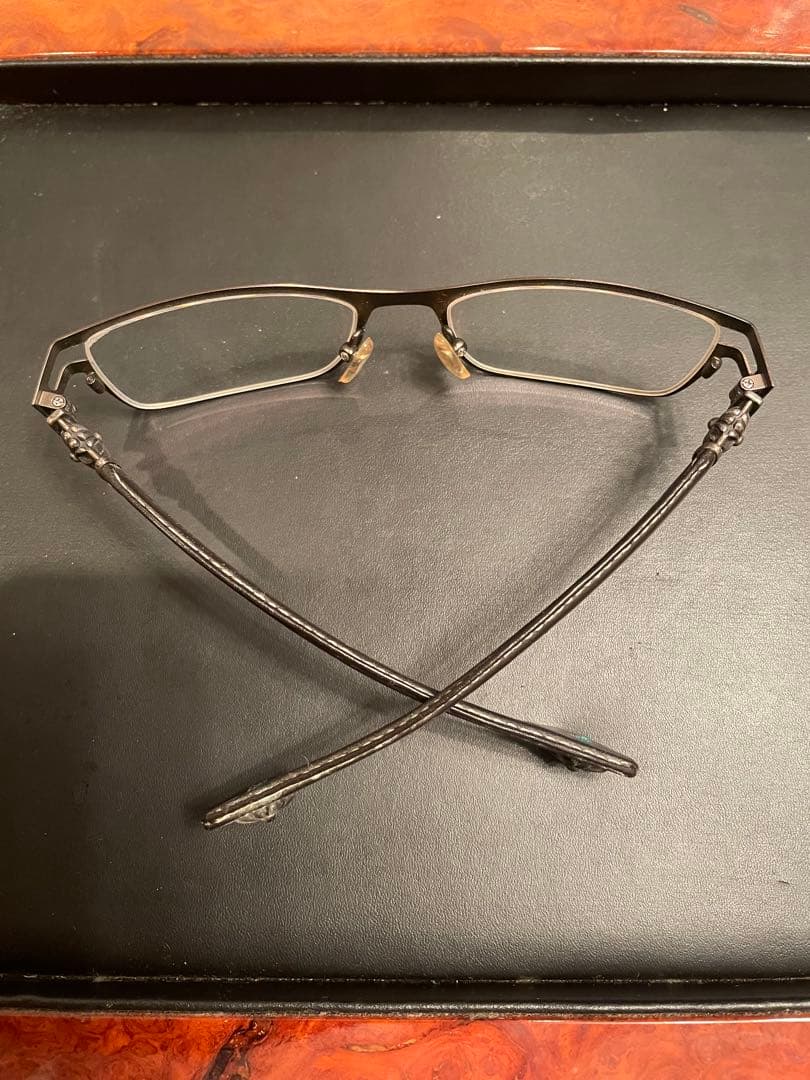 誰かに貰った頂き物の眼鏡 レンズをわざわざ入れが放置品