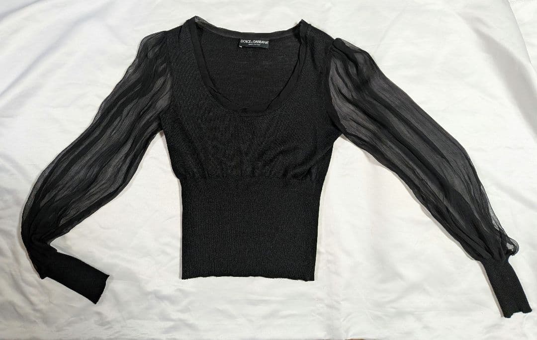 D&G 黒のシフォン袖トップス