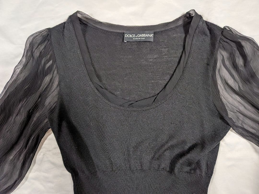 D&G 黒のシフォン袖トップス