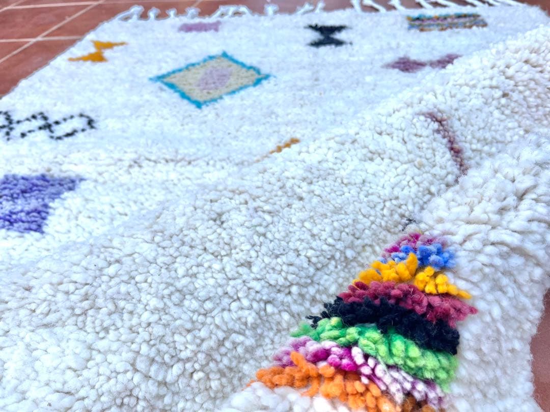 モロッコ ラグ カーペット　絨毯　アジラル ベニワレン