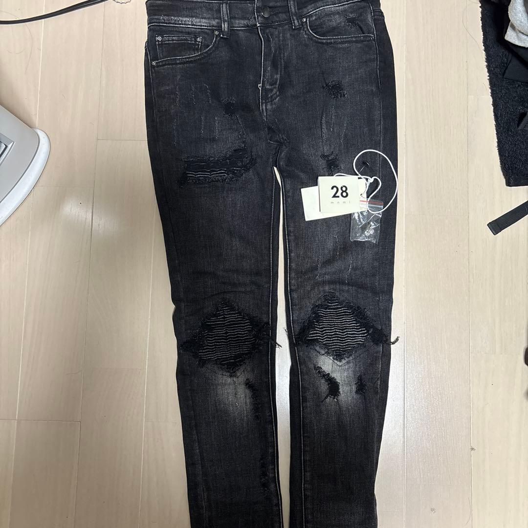 mnml ミニマル28inブラックスキニーデニム