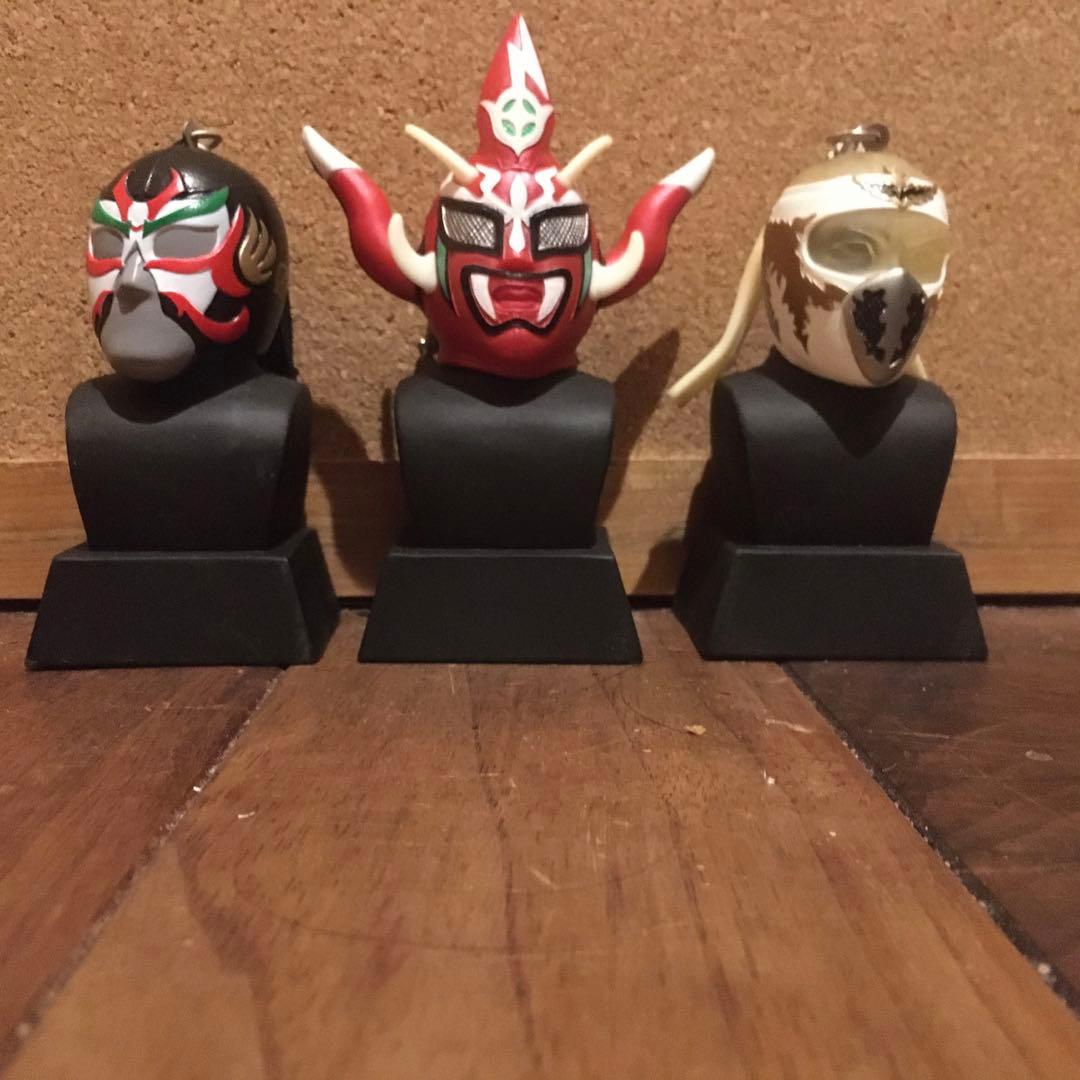 インスパイア　マスクキーホルダー18個セット