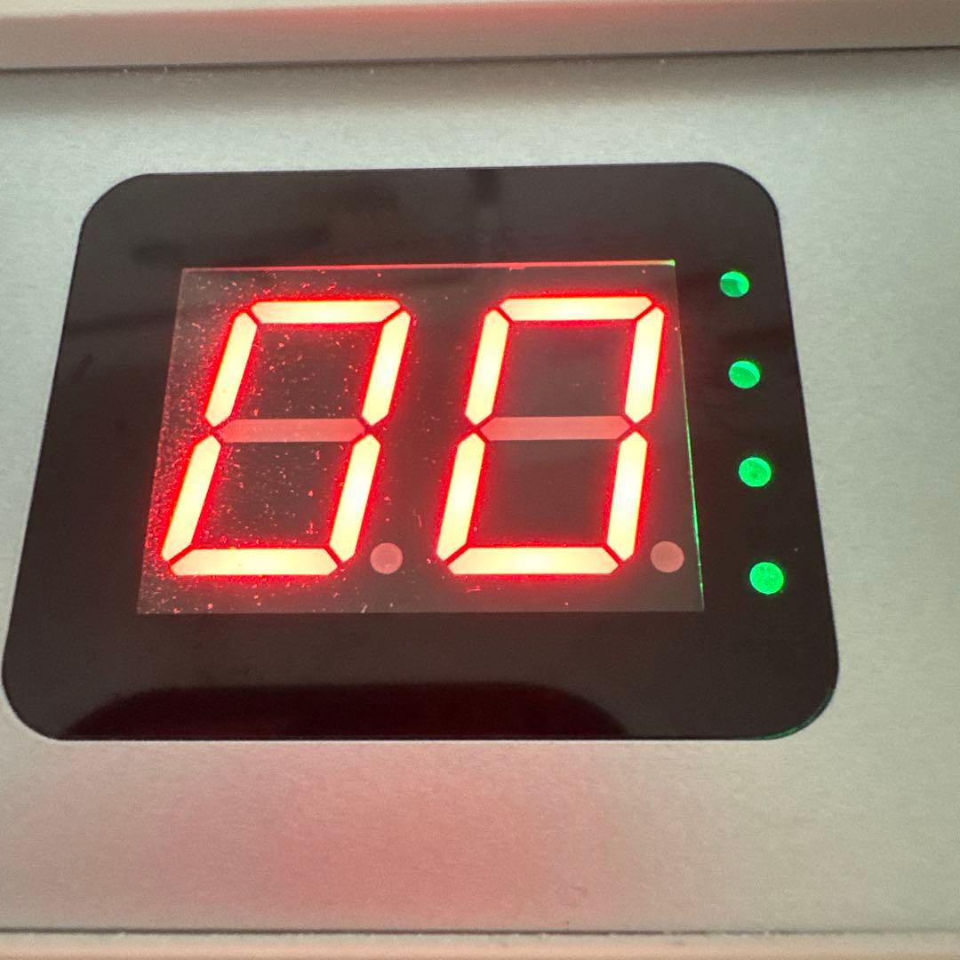 マイビー　my&bee パワーダストコレクター　ネイル　集塵機　箱あり