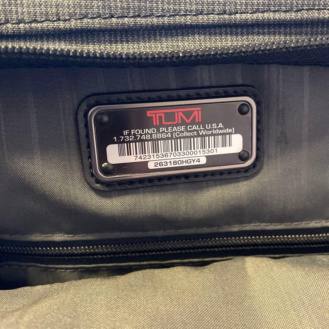 TUMI グレー ビジネスバッグ