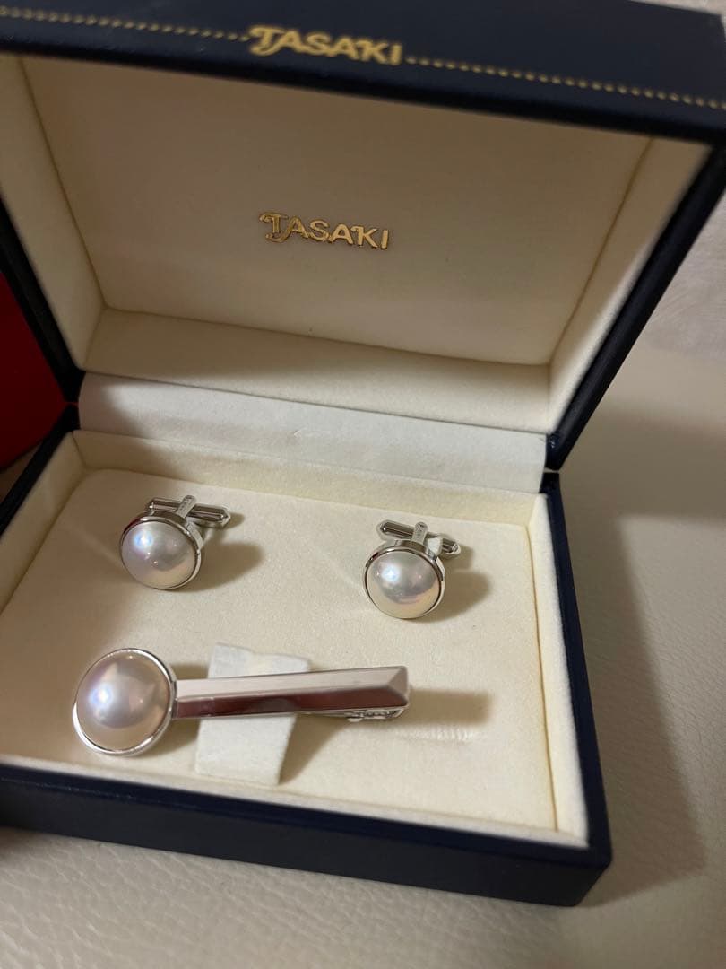 TASAKI ネクタイピンとカフスセット　未使用品