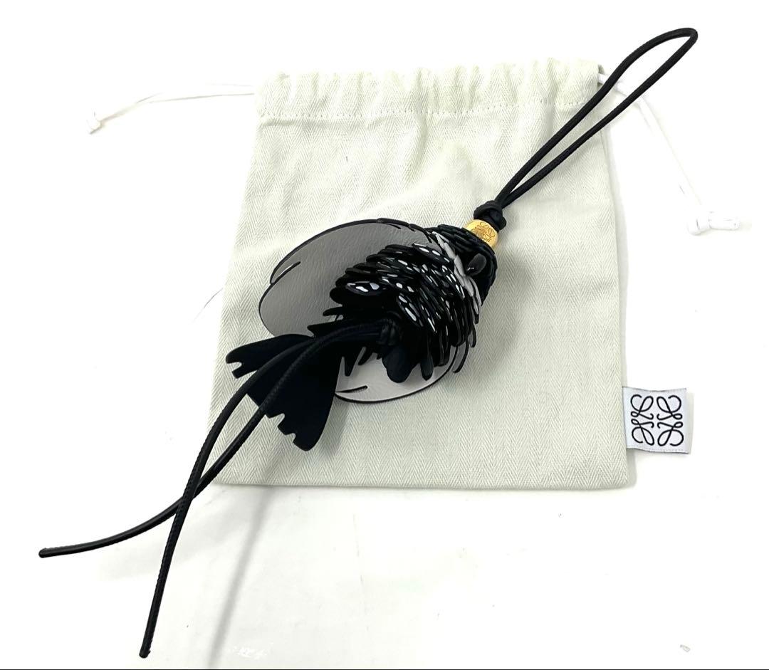 未使用　ロエベ　バードチャーム　クラッシックカーフ　現行品